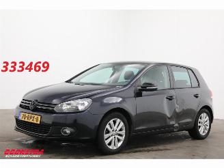 Coche accidentado Volkswagen Golf 1.2 TSI Style BlueMotion Clima Cruise PDC AHK 2011/7