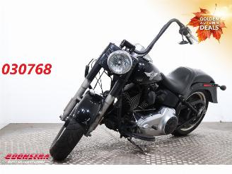 krockskadad bil motor Harley-Davidson  FLSTFB Fat Boy Vance & Hines BY 2013 2013/1