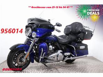 krockskadad bil motor Harley-Davidson  FLHTCUSE CVO Electra Glide Ultra Classic 110 5HD! Cruise Radio SHZ 2011/8