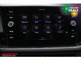 Volkswagen T-Cross 1.0 TSI DSG R-Line Virtual LED ACC Navi PDC SHZ 37.431 km! picture 21