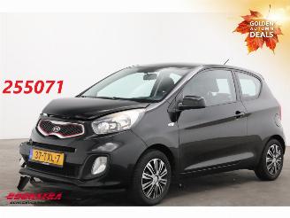 krockskadad bil auto Kia Picanto 1.0 CVVT Comfort Pack Airco AHK 151.207 km! 2012/4