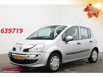 skadebil auto Renault Modus 1.2 TCE Expression Airco Radio/CD 106.670 km! 2010/2