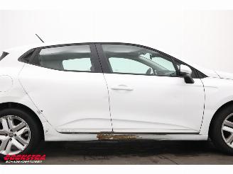 Renault Clio 1.0 TCe Zen LED Bluetooth Airco Cruise PDC picture 9