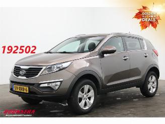 damaged passenger cars Kia Sportage 1.6 GDI Plus Pack Clima Navi Cruise PDC 2013/4