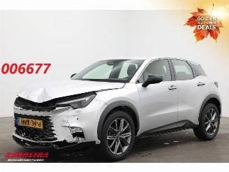 Unfallwagen Lexus LBX 1.5 VVT-iE HEV Elegance 2WD Clima ACC Navi Leder SHZ Camera 2024/9