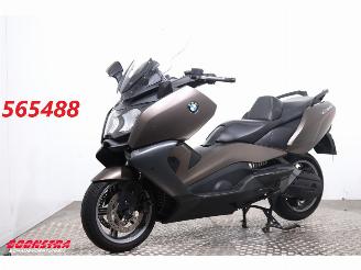 Vaurioauto  motor cycles BMW C 650 GT Aut. Highline ABS Heizgriffe SHZ 16.007 km! 2016/3