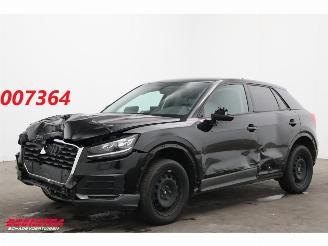 Vaurioauto  passenger cars Audi Q2 35 TDi Aut. Leder Navi Clima Cruise SHZ 2019/10