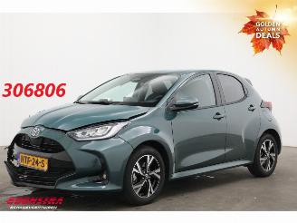 škoda osobní automobily Toyota Yaris 1.5 Hybrid 115 Dynamic LED ACC LRHZ SHZ Camera PDC 3.421 km! 2025/6
