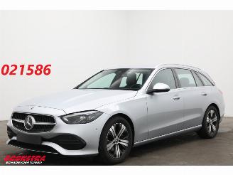 krockskadad bil auto Mercedes C-klasse Estate 220 d Avantgarde LED ACC Navi Clima Camera SHZ 2022/1