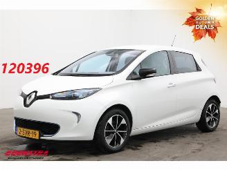 krockskadad bil auto Renault Zoé Q210 Zen Quickcharge (ex Accu) Navi Clima Cruise PDC 2013/10