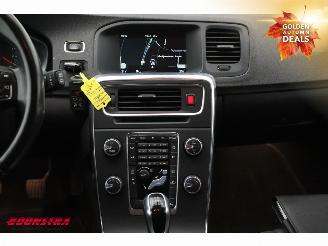 Volvo V-60 2.0 D4 Aut. Kinetic PremiumSound Leder Navi Clima Cruise PDC AHK picture 8