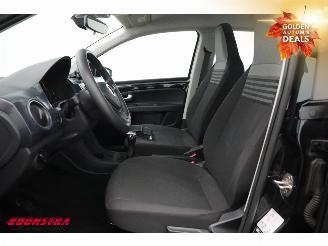 Volkswagen Up! 1.0 5-DRS Airco Bluetooth 39.306 km! picture 14