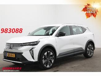 Vaurioauto  passenger cars Renault Scenic E-Tech EV60 comfort range Evolution LED ACC LRHZ Camera 2024/10