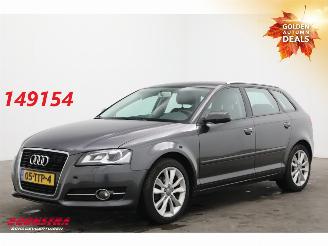 krockskadad bil auto Audi A3 Sportback 2.0 TDI Navi Clima Cruise SHZ PDC AHK 2011/5