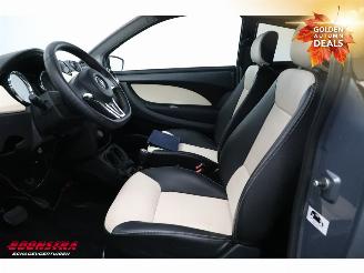 Aixam  Coupé Premium Leder LMV Radio BJ2017 picture 18