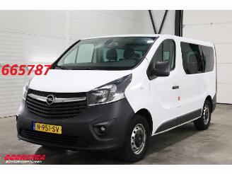 krockskadad bil bedrijf Opel Vivaro 1.6 CDTI 9-Pers. Navi Airco PDC 2017/8