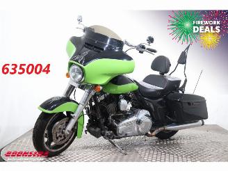 Vrakbiler auto Harley-Davidson Master FLHX Street Glide LED RC Exhaust 2013/12