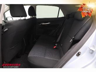 Toyota Auris 1.8 Full Hybrid Aspiration Navi Clima Cruise PDC 83.113 km! picture 17
