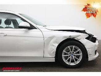 BMW 3-serie Touring 320i Aut. Executive Leder Xenon Navi Clima Cruise PDC AHK picture 6