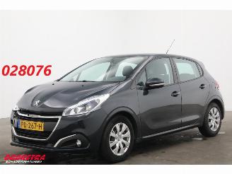 Coche accidentado Peugeot 208 1.2 PureTech 5-DRS Access Navi Airco Cruise PDC 104.492 km! 2017/5