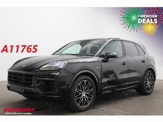 skadebil auto Porsche Cayenne 3.0 E-Hybrid Pano Bose ACC Memory 360° Sport Chrono 3.038 km! 2025/6