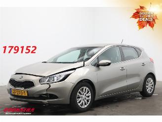 Avarii autoturisme Kia Cee d 1.6 GDI BusinessLine Navi Clima Cruise Camera PDC 115.022 km! 2015/5