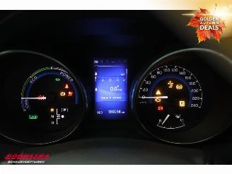 Toyota Auris 1.8 Hybrid Dynamic Navi Clima Cruise PDC 169.034 km! picture 26