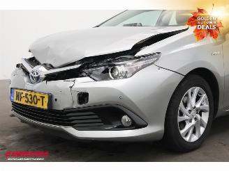 Toyota Auris 1.8 Hybrid Dynamic Navi Clima Cruise PDC 169.034 km! picture 11
