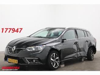 Vaurioauto  passenger cars Renault Mégane 1.3 TCe Bose Navi Clima Cruise Camera SHZ PDC AHK 2020/2