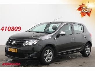 krockskadad bil auto Dacia Sandero 0.9 TCe 10th Anniv. Airco Cruise LMV 2016/1