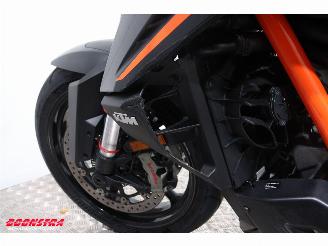 KTM  1390 SuperDuke R Akrapovic LED Cruise picture 16
