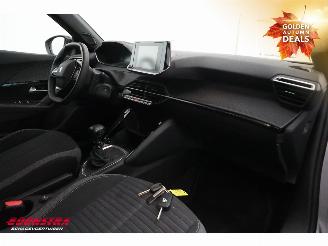 Peugeot 2008 1.2 PureTech Style Navi Clima Cruise Camera picture 17