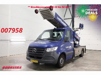 krockskadad bil bedrijf Mercedes Sprinter 314 CDI Klaas 29m verhuislift PTO Airco Cruise 2019/2
