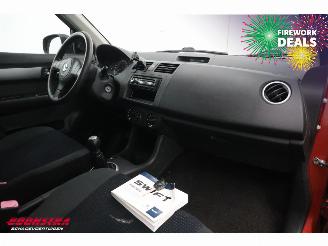 Suzuki Swift 1.3 Cool 5-DRS Airco AHK picture 6