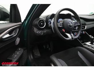 Alfa Romeo Giulia 2.9 V6 Quadrifoglio 520 PK Facelift! Carbon ACC LED Camera H/K 11.487 km! picture 17