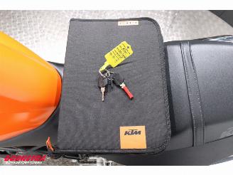 KTM  990 SuperDuke picture 16