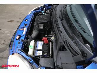 Suzuki Swift 1.3 Bandit 5-DRS Clima LMV Keyless picture 8