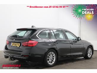 BMW 3-serie Touring 320d EDE Centennial Aut. Navi Clima Cruise PDC AHK picture 3