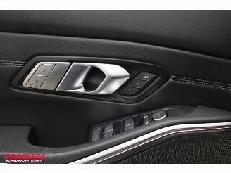 BMW 3-serie Touring 330e M-Sport Pano LED ACC H/K HUD Memory Camera 55.315 km! picture 23
