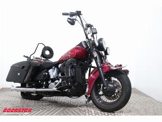 Harley-Davidson Heritage Softail Classic FLSTC picture 2