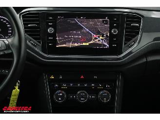 Volkswagen T-Roc 1.5 TSI Sport LED ACC Navi Clima SHZ LRHZ picture 9
