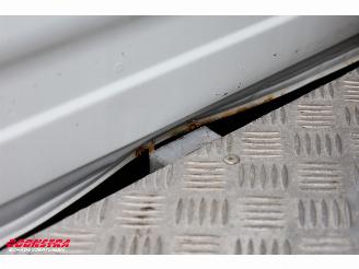 Iveco  Hi-Matic BE-Kombi DoKa Navi Clima Cruise picture 6