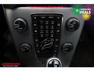 Volvo V-40 Cross Country 2.0 D2 Aut. Kinetic Navi Airco Cruise picture 15