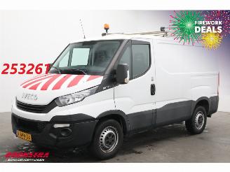 krockskadad bil bedrijf Iveco Daily 35S14V H1 Airco AHK Camera 84.985 km! 2018/11