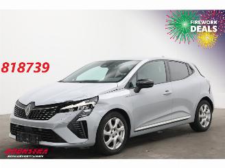 Schadeauto Renault Clio 1.0 TCe 90 Techno LED Clima Cruise PDC AHK 2023/11