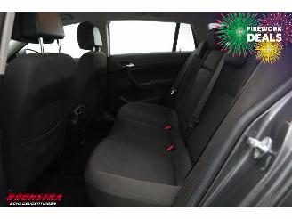 Opel Insignia Sports Tourer 1.6 T Edition Navi Clima Cruise PDC AHK picture 11