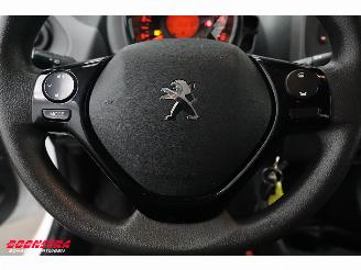 Peugeot 108 1.0 e-VTi Active Bluetooth Airco picture 17