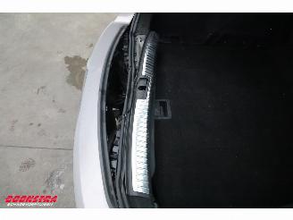 Seat Leon 1.6 TDI Style LED Pano Navi Clima Cruise PDC AHK picture 10