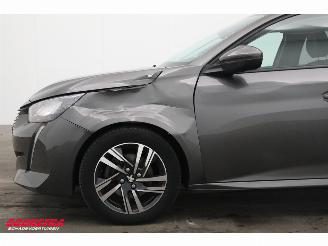 Peugeot 208 1.2 PureTech Allure Navi Clima Cruise PDC picture 10