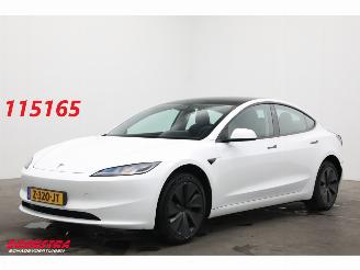 krockskadad bil auto Tesla Model 3 RWD 60 kWh LED ACC Pano Leder AHK 2024/4